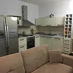 Apartment With Garden, Marea Resort, Golem, Qerret *