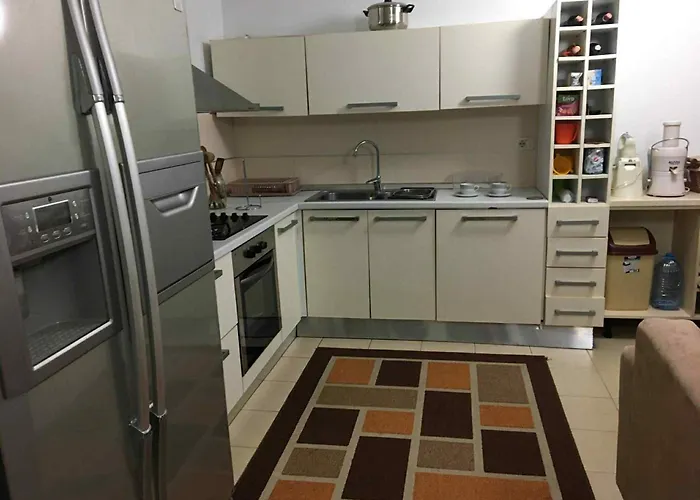 Appartement With Garden, Marea Resort, Golem, Qerret *