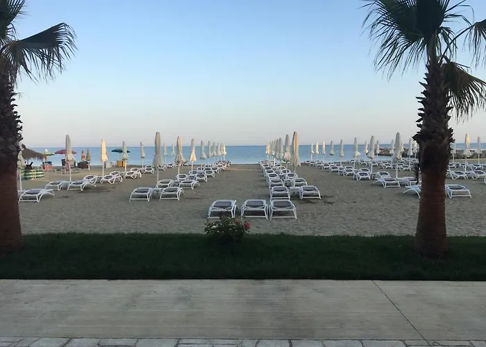 Appartement With Garden, Marea Resort, Golem, Qerret