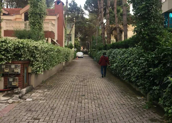 With Garden, Marea Resort, Golem, Qerret Appartement